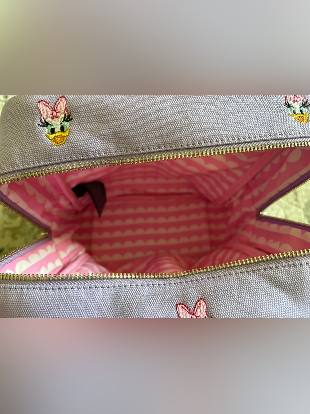 Loungefly Disney Daisy Duck Mini Canvas Backpack - Picture 6 of 6